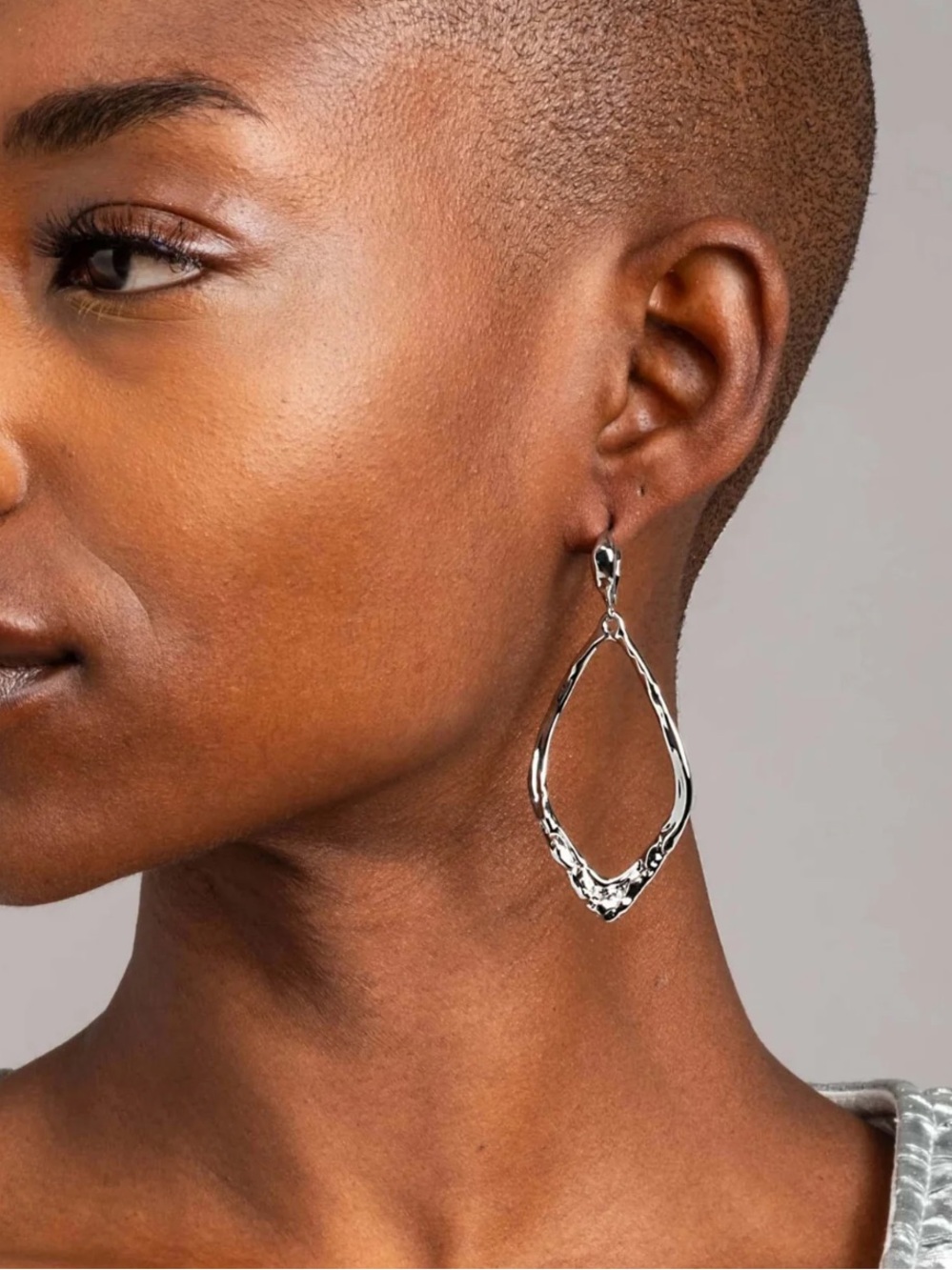 Alexis Bittar Brut Silver Open Oval Leverback Earrings